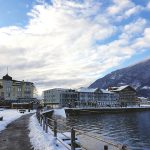 陪读又大又白的屁股眼
